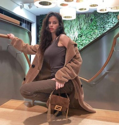 Duelo de bellezas en semifinales de la Champions: Las colochas de moda entre las novias de los futbolistas