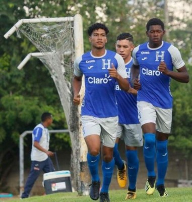 Modelo y cautivador en Instagram: la otra faceta de Carlos Palacios Jr, el hijo de 'Calolo' y jugador del Victoria