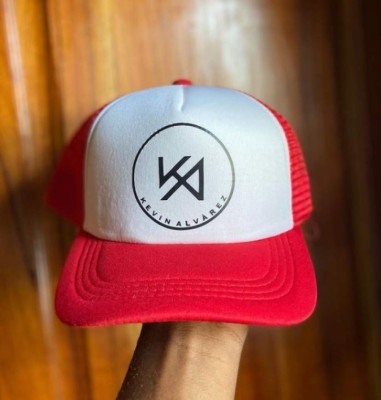 ¡Es de lujo! Kevin Álvarez, seleccionado hondureño, lanza su propia marca y línea de ropa