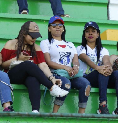 La rubia y las otras chicas que engalanaron la Jornada 13