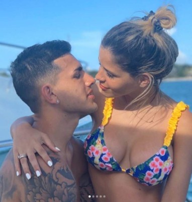 Novia de Neymar agita las redes: el lado más sexi de la final PSG-Bayern en la Champions League