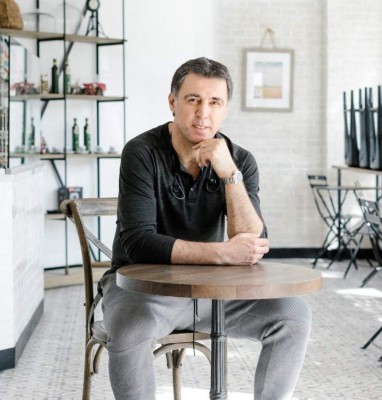 Hakan Sükür, de leyenda en Turquía a conductor de Uber en Estados Unidos