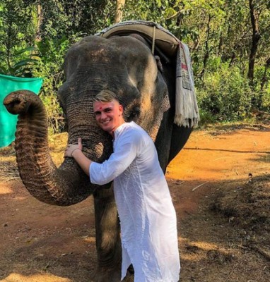 Debido al coronavirus: Los tres futbolistas que están trabajando como albañiles en la cuarentena