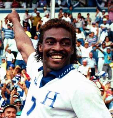 Los futbolistas hondureños que merecieron jugar un Mundial