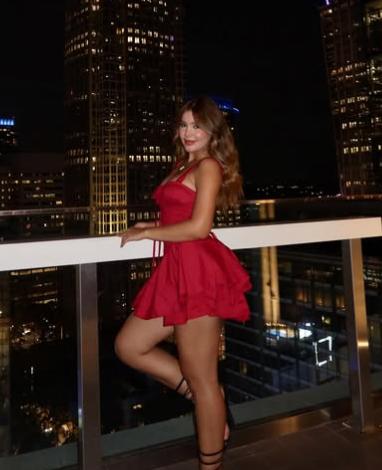 James Rodríguez sorprende con su nueva novia: 12 años menor y así fueron captados tras partido de León