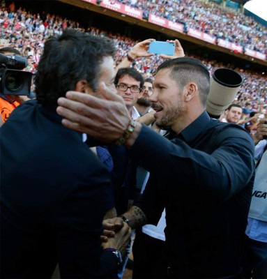 Barcelona campeón de la liga española tras vencer 1-0 a Atlético de Madrid