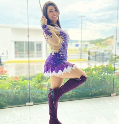 Presentadoras hondureñas levantan suspiros en la atípica celebración de las fiestas patrias