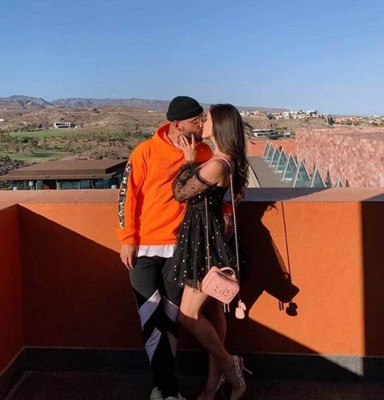 ¡Escándalo! Neymar, 'cazado y enamorado de la exnovia' de un gran amigo
