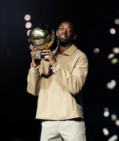 Dembélé rechazó la millonaria propuesta del PSG: el salario que está pidiendo para quedarse en el club