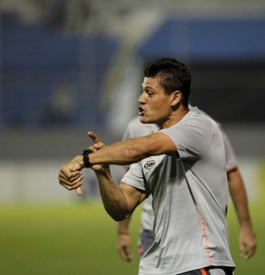 Chicas sexys, lágrimas y un juego rudo; lo que no se vio del Marathón vs Motagua