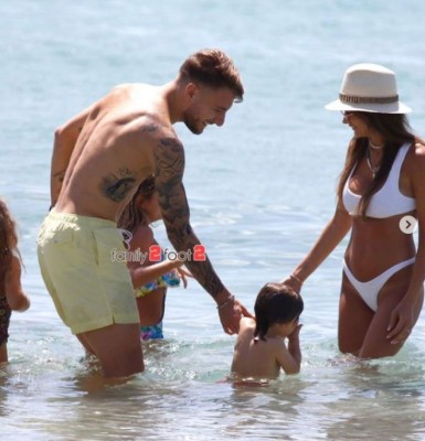 Picantes fotos: Ganaron la Eurocopa y se llevaron a sus infartantes mujeres de vacaciones