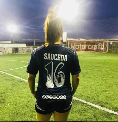 ¡Preciosa! La sexy hermana del jugador de los Lobos de la UPN, Nissi Sauceda