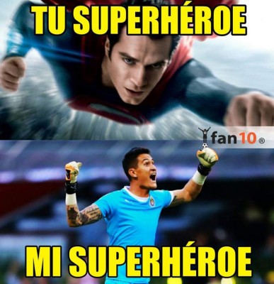 Raúl Gudiño, protagonista en el Clásico Nacional de México y en los mejores memes del partido