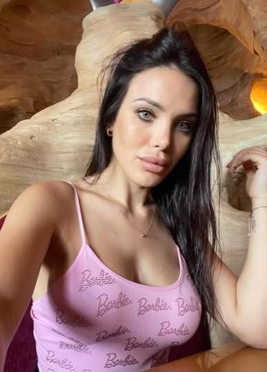 Estuvo con un famoso técnico 22 años mayor que ella y lo revela: Él decía que estaba separado de su mujer