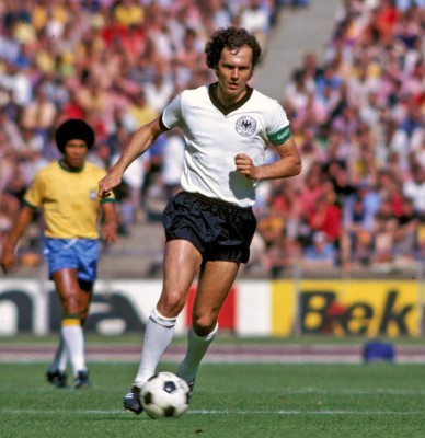 ¡Sin Pelé y con tridente de lujo! Pedro Troglio elige su 11 histórico del fútbol