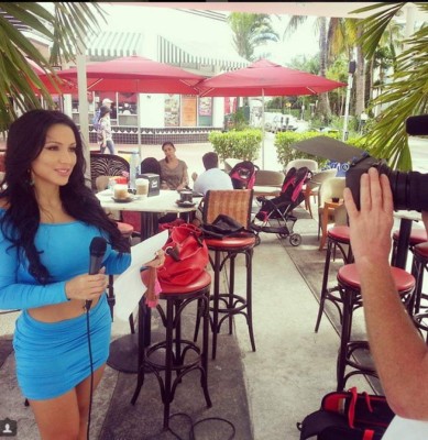 Jeinny Lizarazo, la modelo venezolana que podría ser castigada si Benzema no ficha por el Arsenal