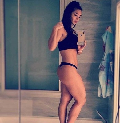 No es filtración: Impactados en Francia por fotos desnuda de mujer de futbolista del Marsella