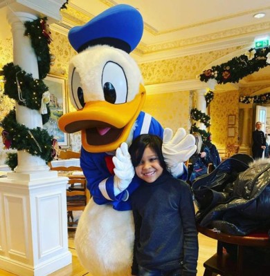 FOTOS: Keylor Navas disfruta de Disneyland en París junto a su 'hermano' Neymar