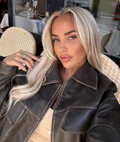 Tuvo una cita secreta y lo descubrieron: la espectacular rubia que conquistó a una estrella mundial