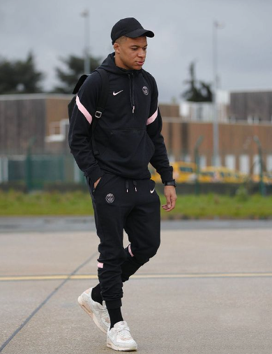 Bombazo de Mbappé: reveló a su entorno cuándo fichará con el Real Madrid y la petición que le hizo a Florentino Pérez