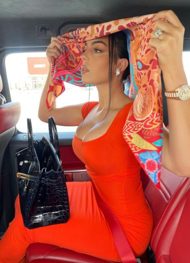 ¿Igualitas? Encontraron a la doble de Georgina Rodríguez: “Son dos gotas de agua; el parecido es asombroso”