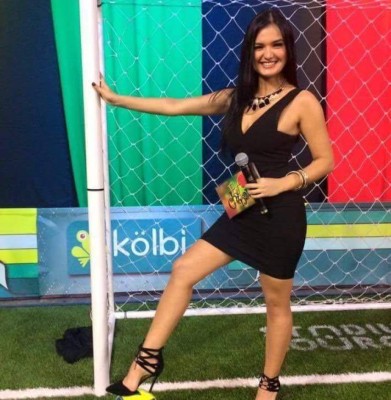 El lado más hermoso del Costa Rica vs Panamá. ¡Las periodistas más bellas!