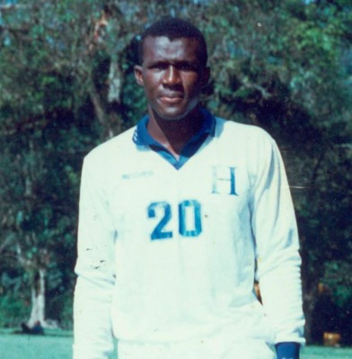 Los futbolistas hondureños que merecieron jugar un Mundial