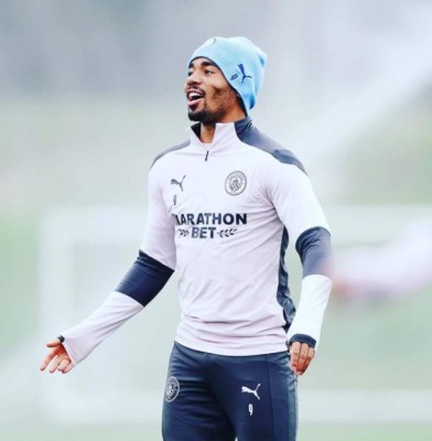 La dura historia de un crack del City: De pintar calles descalzo a buscar su primer título en la Champions