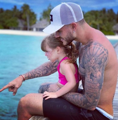 Wanda Nara luce su cuerpazo en las vacaciones navideñas con Icardi en las Maldivas