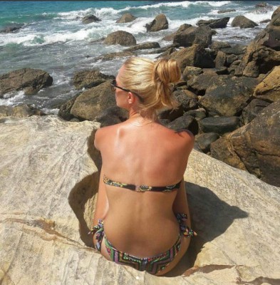 La increíble novia de un futbolista canterano del Real Madrid que ya debutó