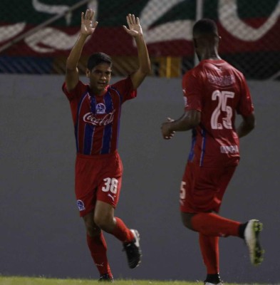 La evolución de Carlos Pineda: Del anonimato a brillar en Olimpia y en la Selección de Honduras