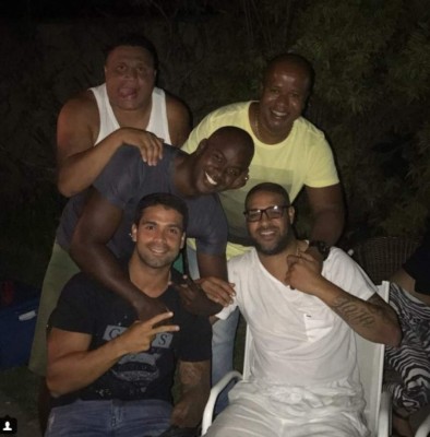 ¡Triste realidad! Así es la nueva vida de Adriano, la exestrella del fútbol brasileño