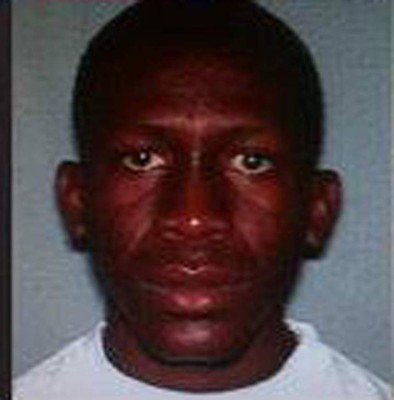 Así se ven jugadores y ex futbolistas de Honduras en sus cédulas de identidad