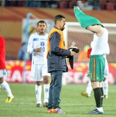 Hombre de récord: Iker Casillas, la despedida del fútbol de un vaquero con números gigantes