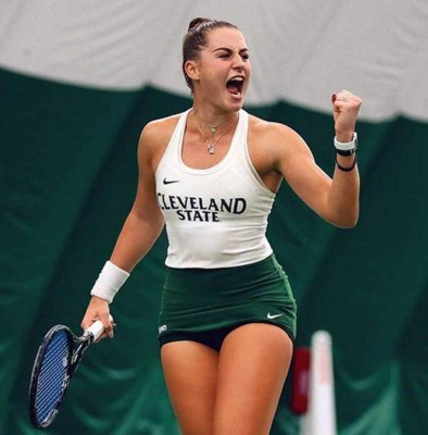 ¿De dónde salió? Klara Mrcela, la infartante tenista de la que todos hablan en Estados Unidos