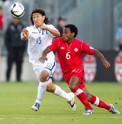 Roger Espinoza y sus grandes momentos en su carrera, MLS, Selección