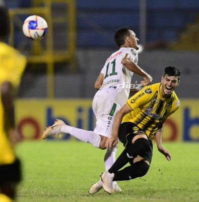 La bronca Pírez-Oseguera, el rostro del juvenil de Real España y el festejo del Chino López