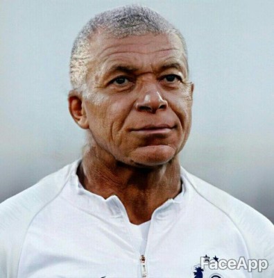 Hasta Carlos Pavón: Así serán tus ídolos y los grandes cracks del fútbol cuando sean ancianos