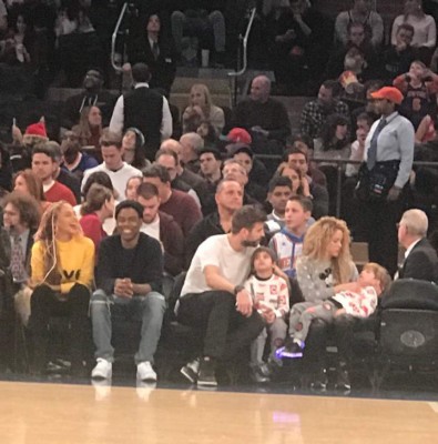 Escapada, besos y NBA: Piqué y Shakira sorprenden compartiendo la navidad en New York