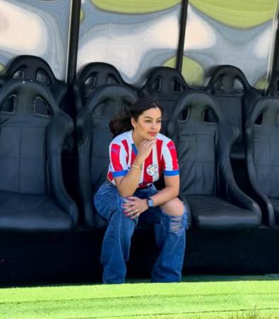 Larissa Riquelme aclaró la polémica foto con un famoso exdelantero: “Para la gente que está desubicada...”