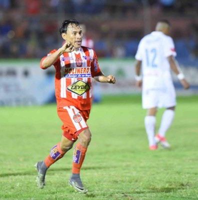 BOMBA: Ex del Motagua entrena con Olimpia, Platense va por este volante y Wilmer Fuentes es noticia