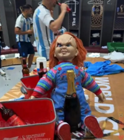 La ‘aterradora’ cábala de Argentina: ¿por qué era obligatorio tener a Chucky en los festejos tras conquistar el Mundial de Qatar?