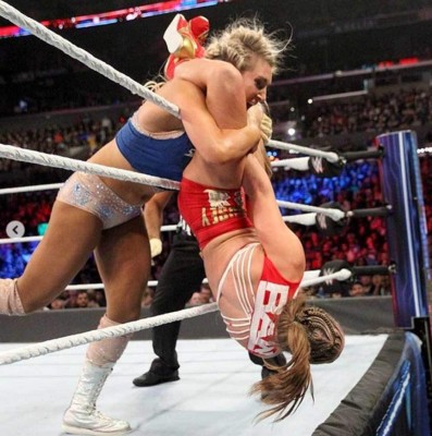 Ronda Rousey muestra sus impactantes lesiones tras la paliza en la WWE