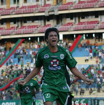 Henry 'Titi' Martínez y 20 joyas hondureñas más que terminaron decepcionando