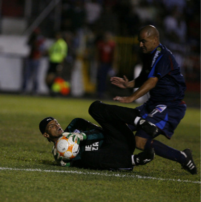 Miguel Calero, y sus momentos cuando jugó aquí en Honduras.