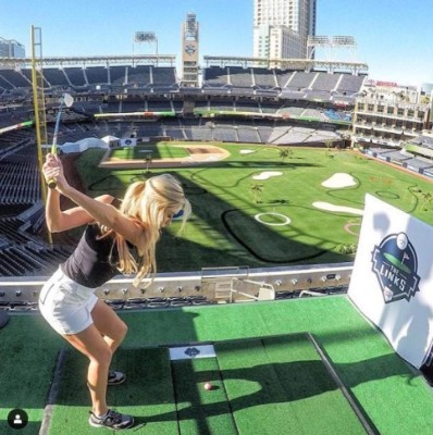 La golfista Paige Spiranac revela que le robaron ''fotos extremadamente sensibles''