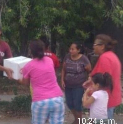 Sicarios del Cartel del Golfo en México reparten alimentos por la emergencia del coronavirus
