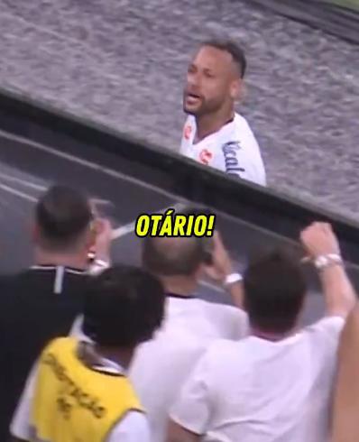 Así fue el reencuentro de Neymar con Memphis Depay y la excusa tras su primera derrota con Santos: “Es muy malo”