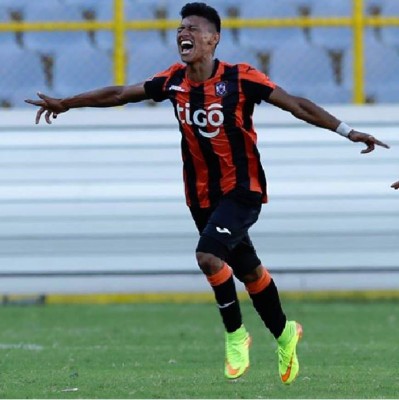 Solo un hondureño destaca en 11 ideal de la jornada en Liga Concacaf