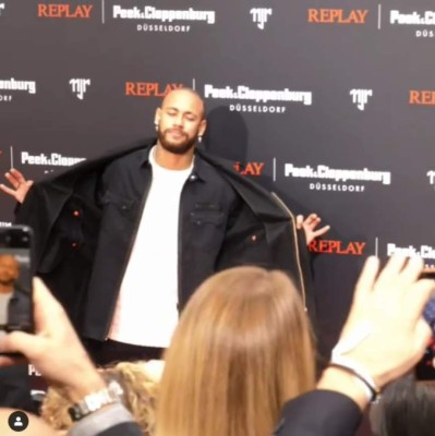 ¿Lesionado? Neymar se va a una fiesta de moda en Alemania y enfada al PSG